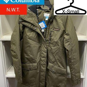 NWT Womens Columbia Long Insulated Jacket (XS)